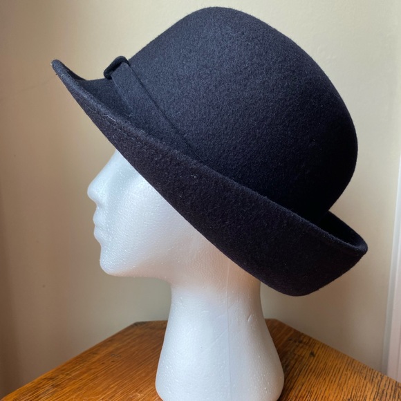 Amanda Smith 100% wool black hat made in Italy main image 9